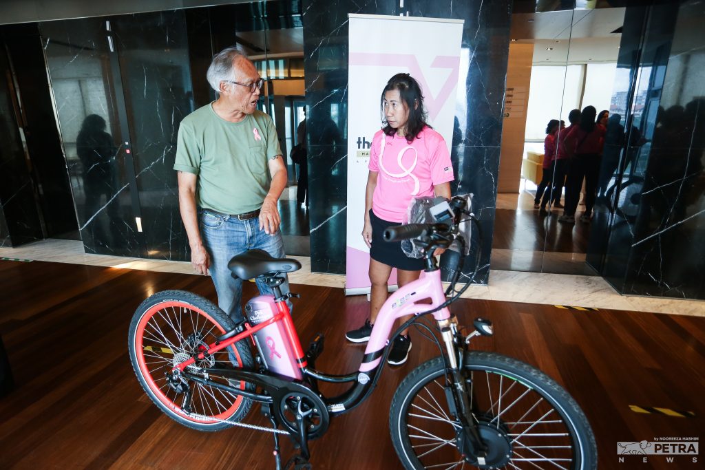 21102022-Pink-Challenge-Malaysia-Bike-NOOREEZA-HASHIM-IMG_1466